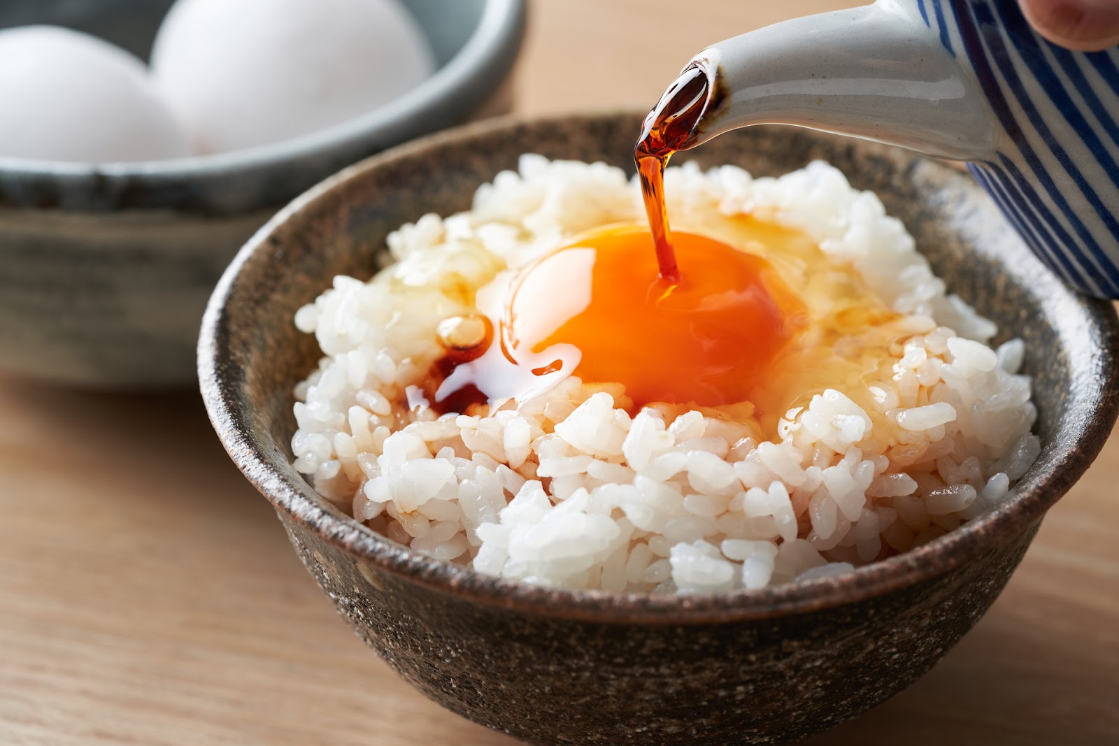 卵かけご飯を毎日食べるメリットと注意点について養鶏場のプロが解説-卵の豆知識|大熊養鶏場