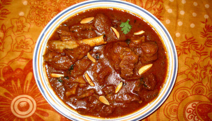 delectable cuisine in Kashmir