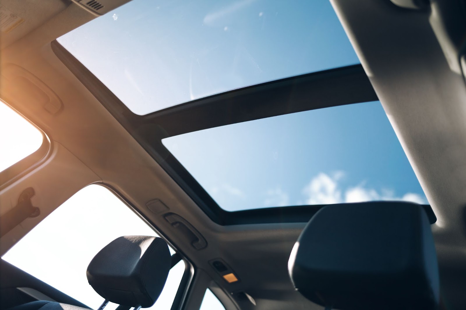 Signs you need a sunroof replacement