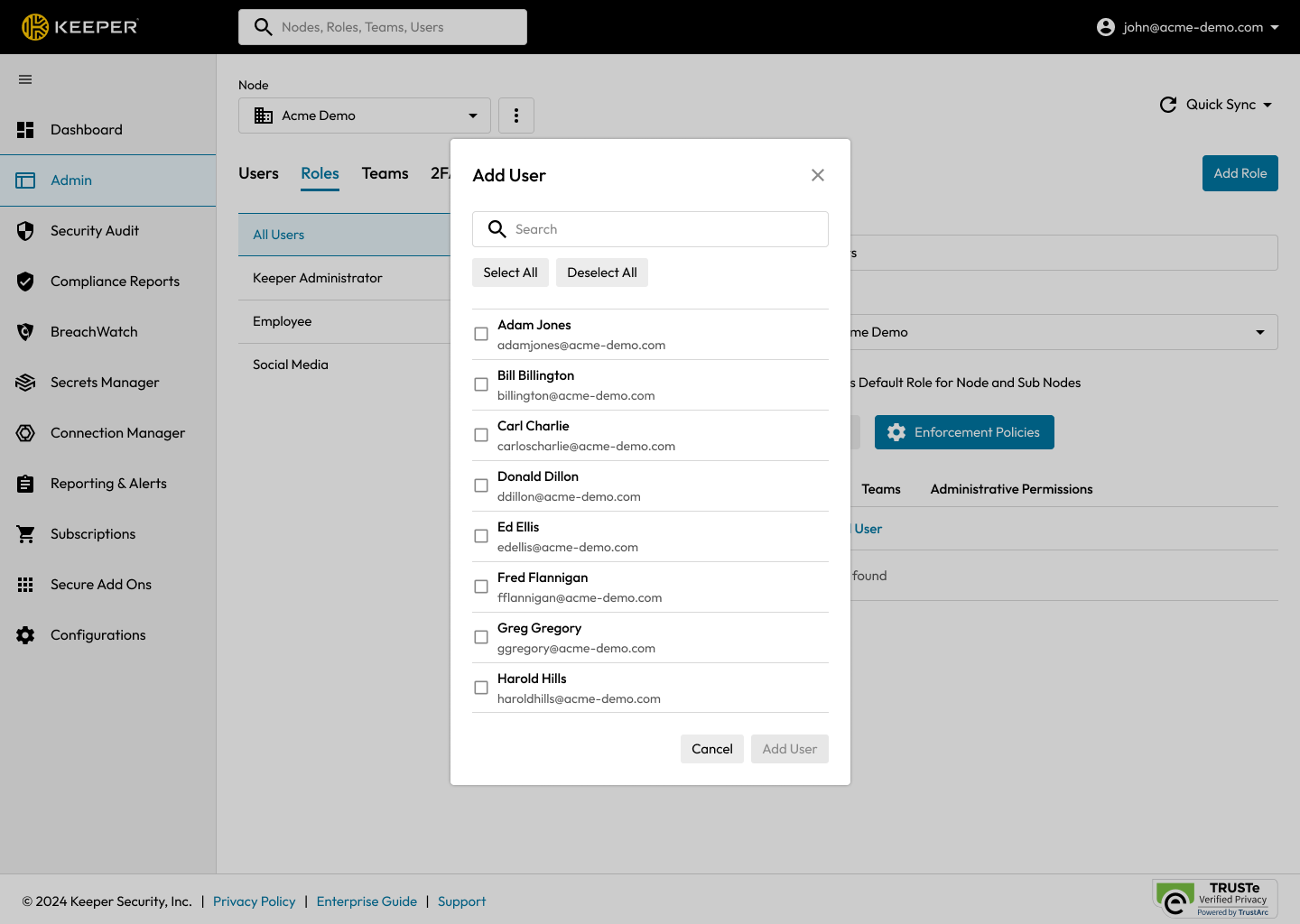 Imagen de Keeper mostrando a los administradores la capacidad de buscar y agregar usuarios.