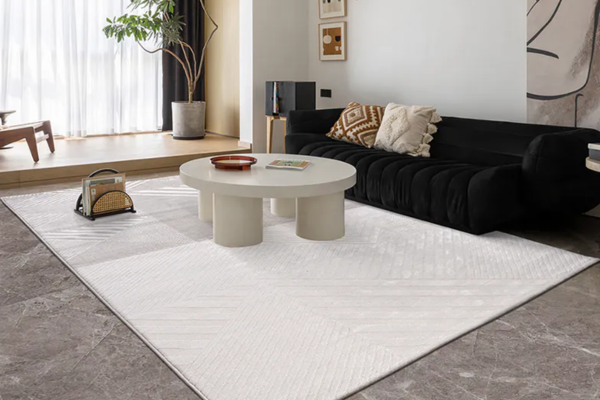 Grey flatwoven rug upholstered in Fibre and Polypropylene yarn