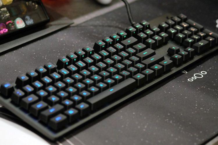 Bàn phím cơ có dây Logitech G512 Lightsync RG