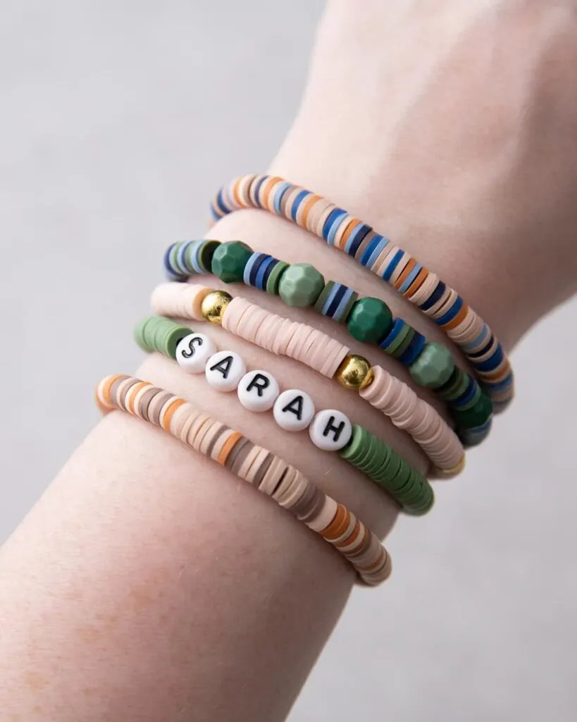 Clay bead bracelet ideas: Picture of the bead with a name on it
