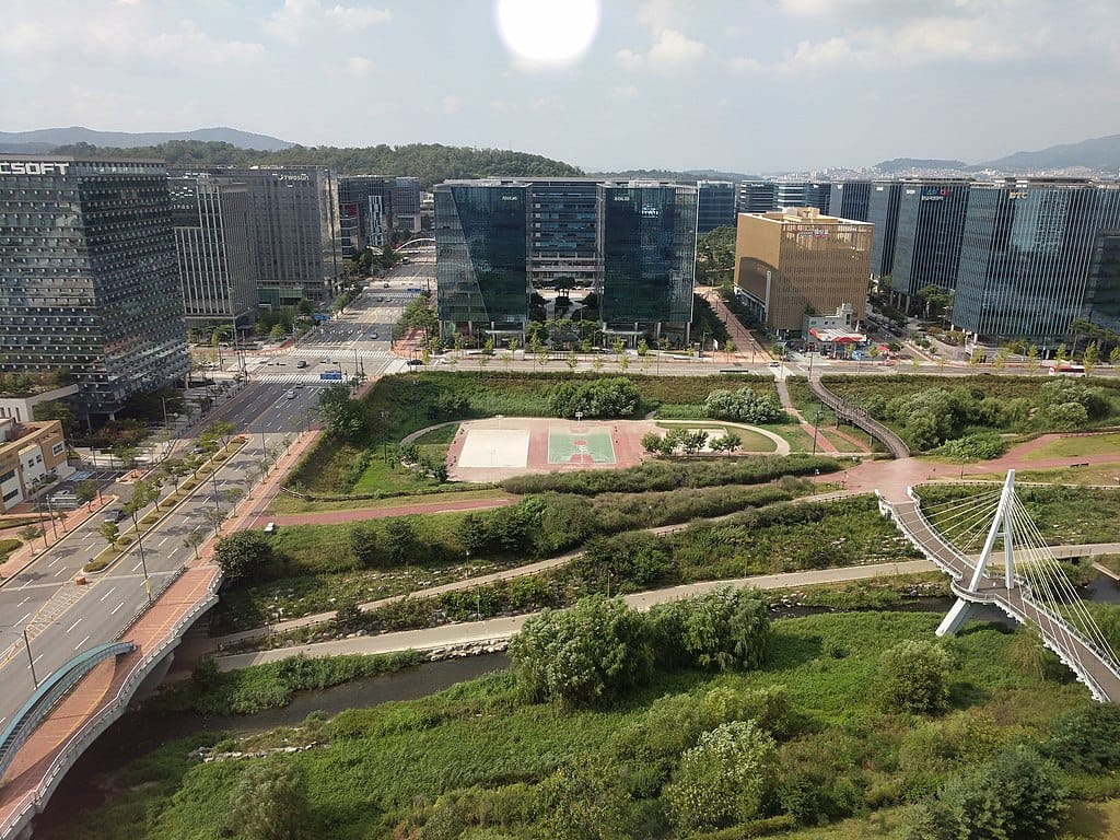 Thung lũng công nghệ Pangyo, ở Pangyo, Hàn Quốc.