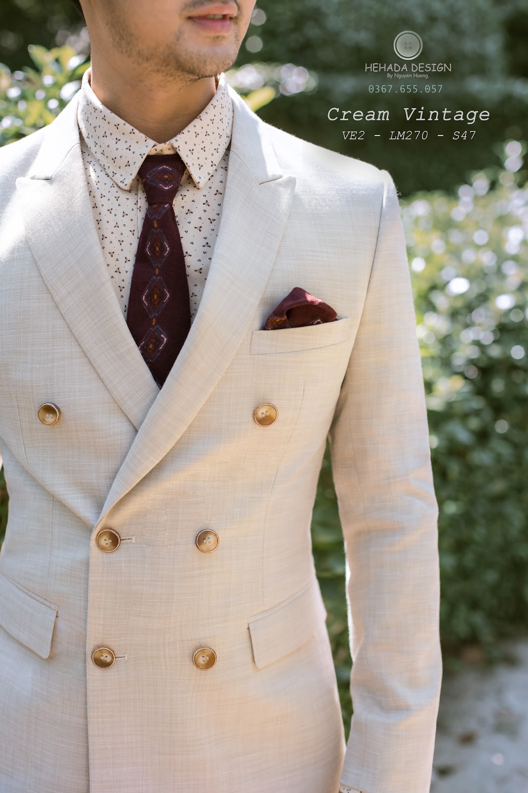Cận cảnh vest cho chú rể Cream Vintage