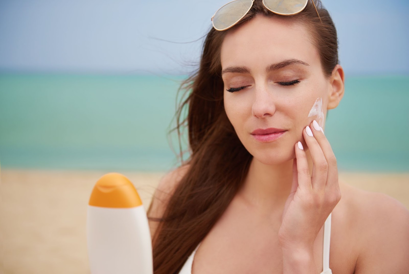 Ghid pentru aplicarea corectă a produselor cu SPF