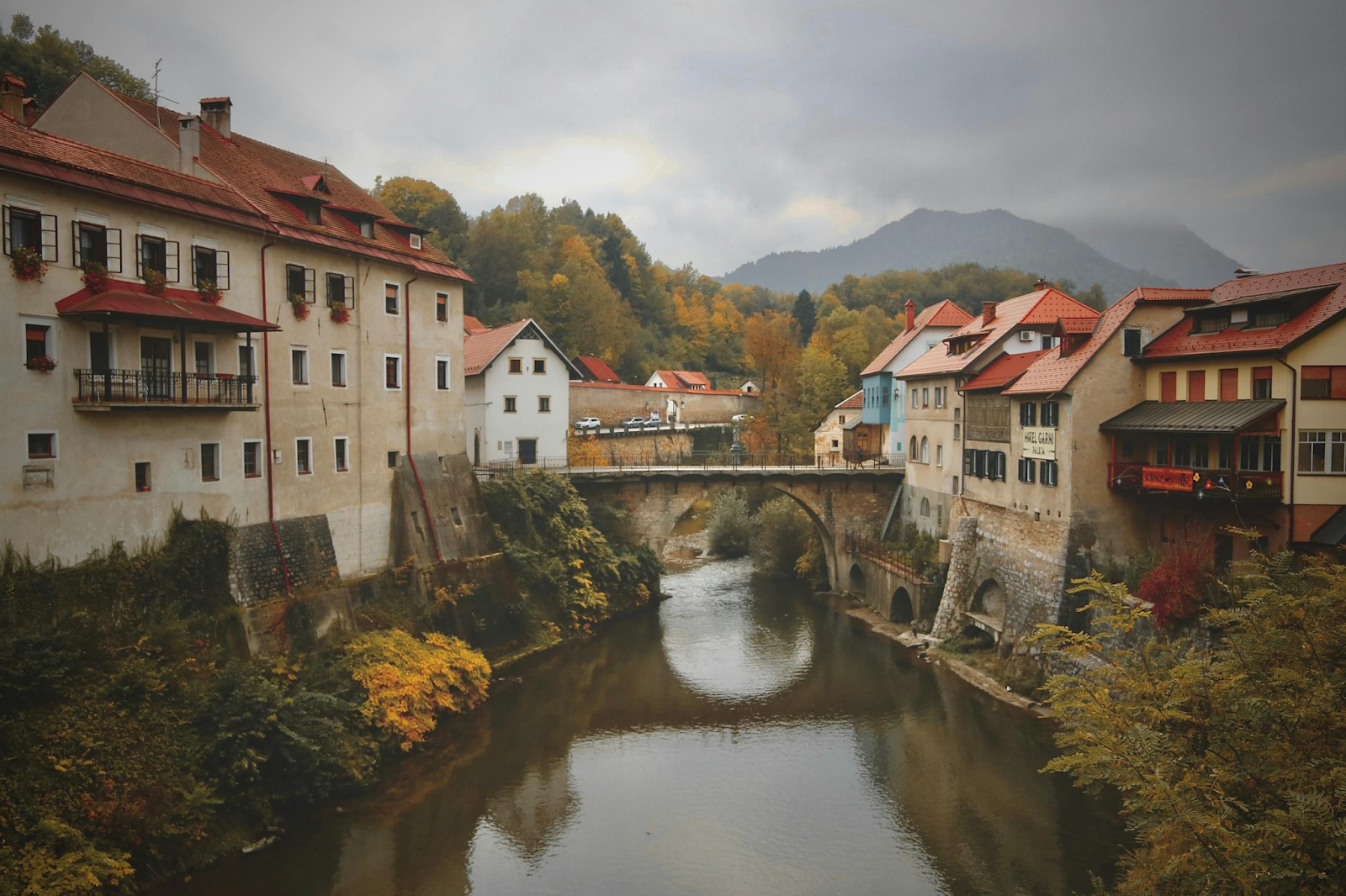 negara teraman di dunia slovenia