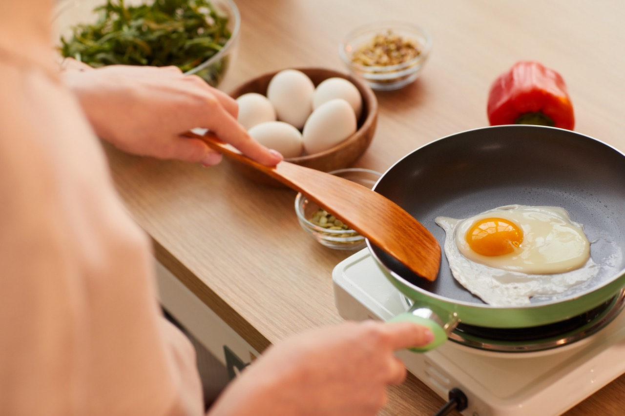 賞味期限切れの卵を安全に食べるには必ず「加熱」しよう