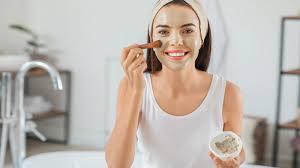DIY Face Mask: 8 Homemade Face Masks for Glowing Glowing Skin