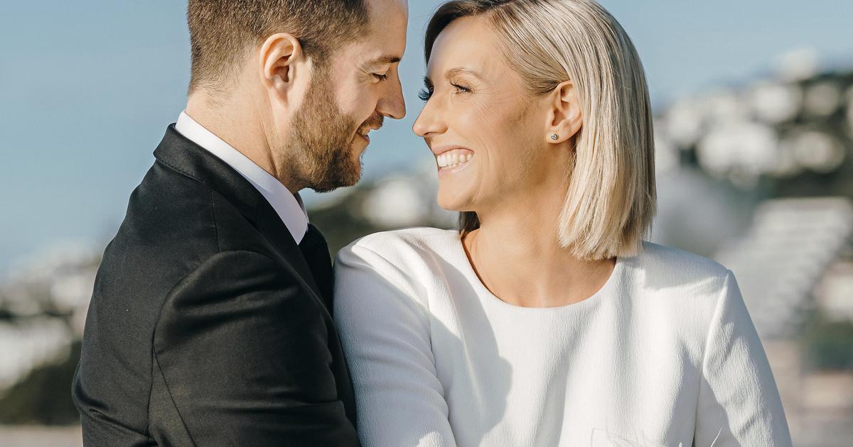 Breakfast host Anna Burns-Francis' dream double wedding | Woman's Day