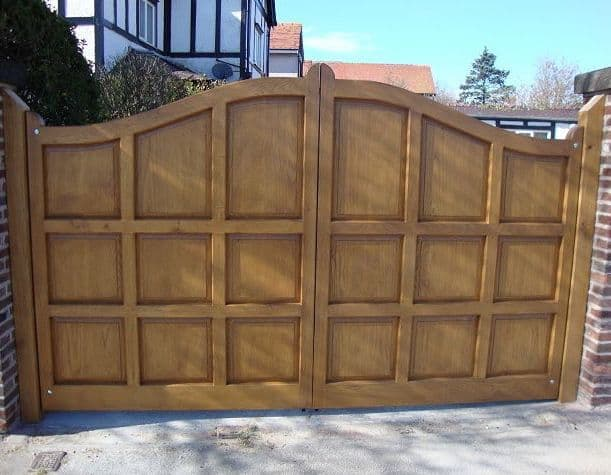 A fully boarded driveway gate, perfect for privacy