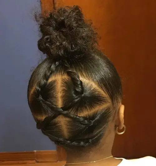 Black girls hairstyle: Picture of a girl rocking the criss cross