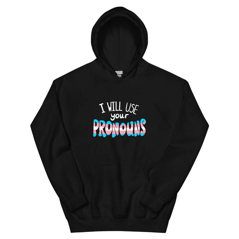 sudadera con capucha de pronombres