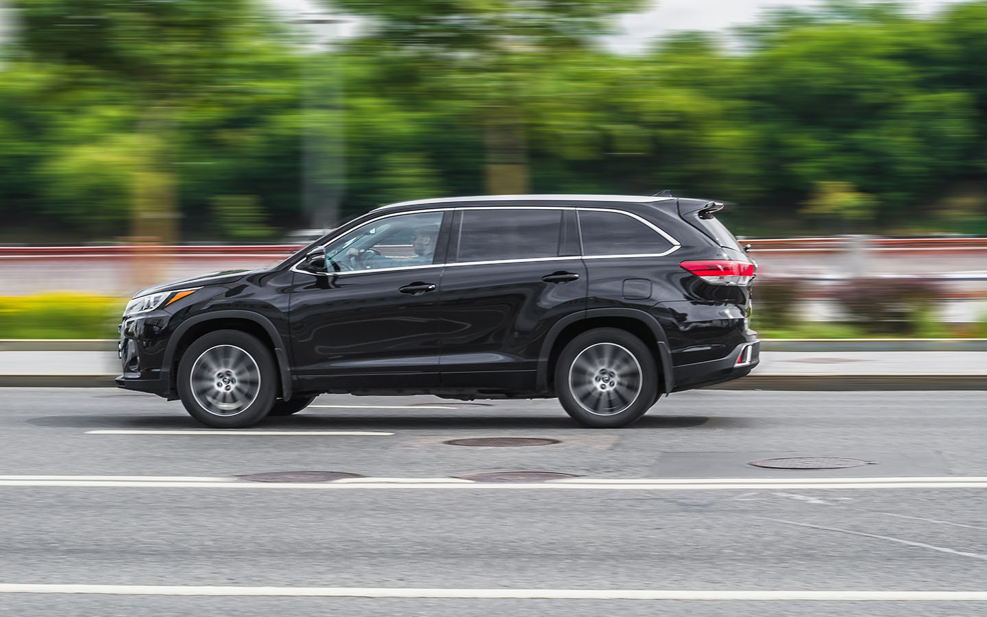 the toyota highlander history saw the vehicle get a more stylish exterior in the third generation 