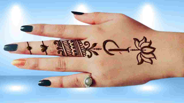 Stylish tattoo mehndi design