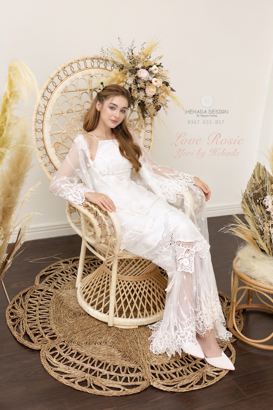 Váy cưới Yuri Dress kèm khoác ngoài