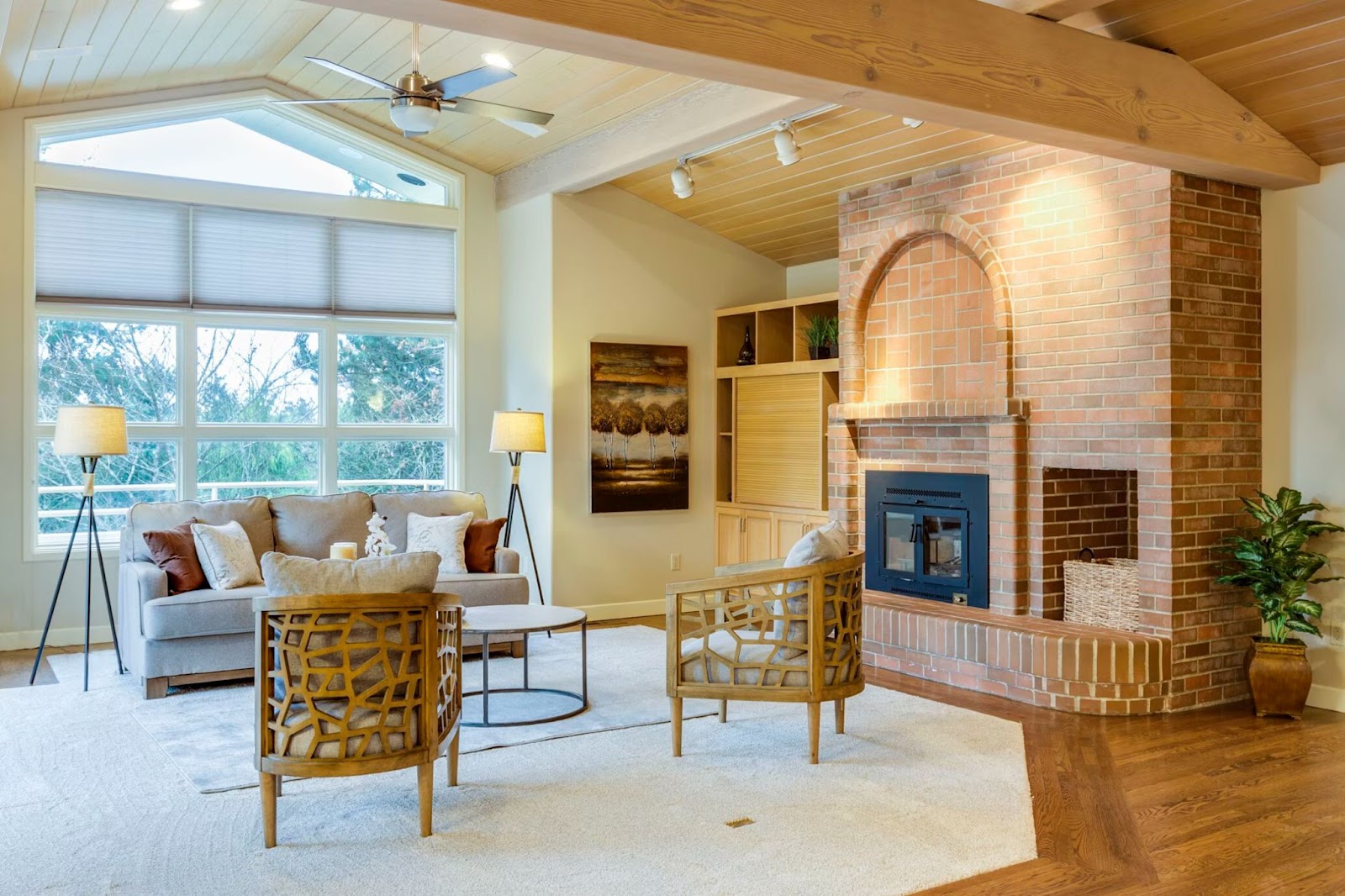 An image of desert living room interior design