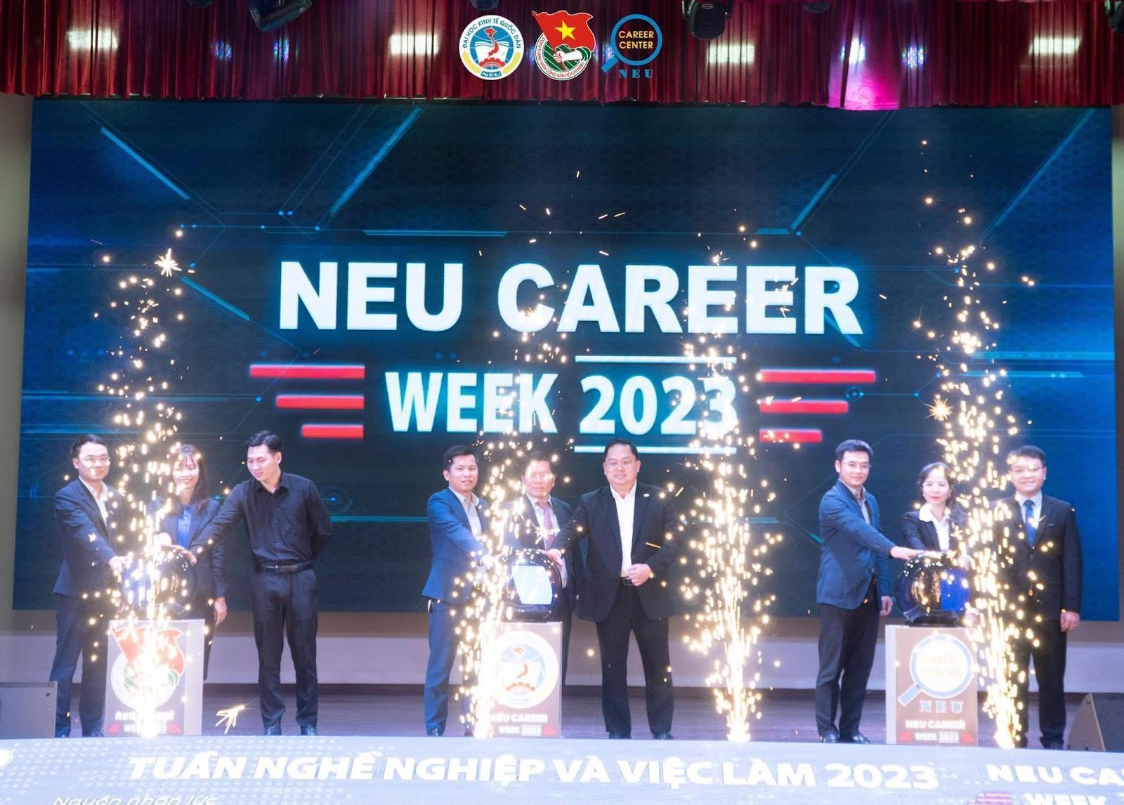 NEU Career Week 2024: Đón đầu cơ hội, dẫn lối thành công