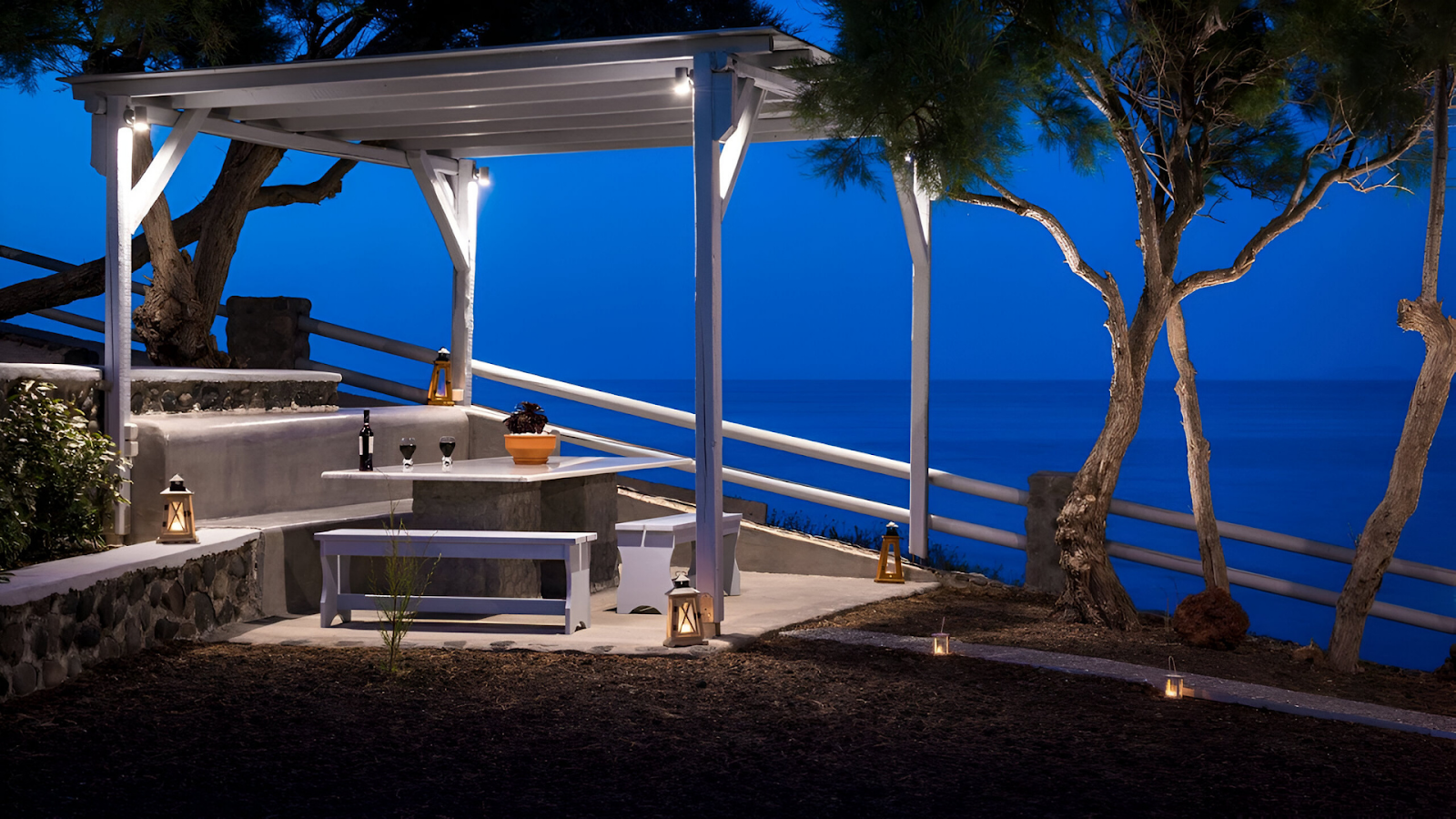 A gazebo of a secluded vacation rental in Santorini