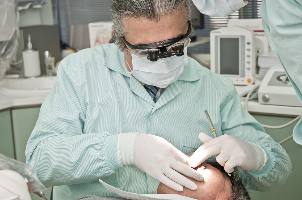 C:\Users\owner\Desktop\Extended Packages\Tyler Monthly Order - 5 - Dec - 10 Sites\10.lakeviewdentalcare.ca\lakeviewdentalcare.ca-2.jpg