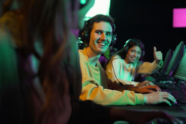 Speed Thrills Gaming High
