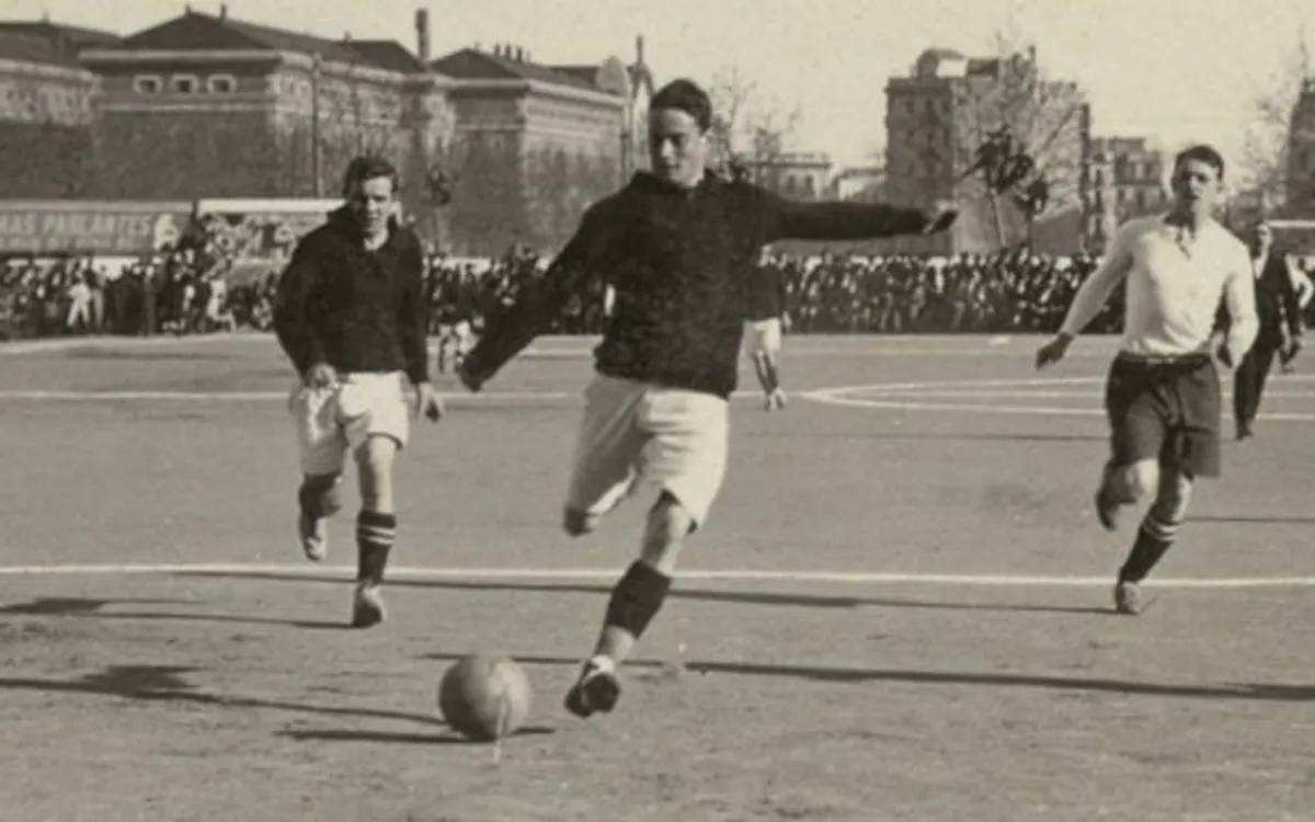 Pemain legenda Barcelona, George Pattullo