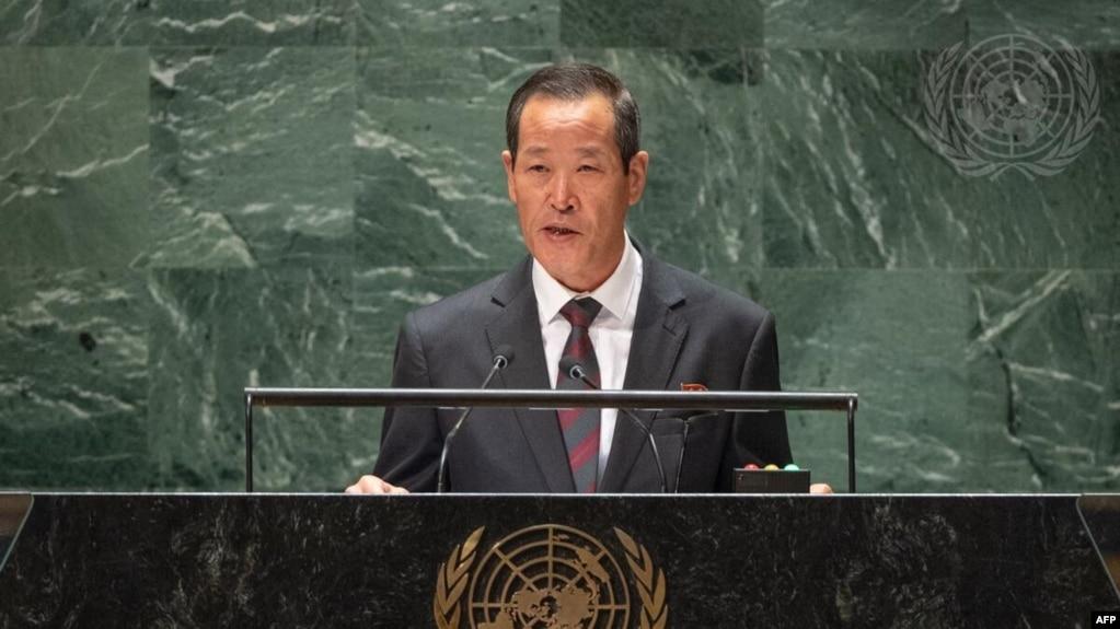 Đại sứ Triều Tiên tại Liên hiệp quốc Kim Song. 