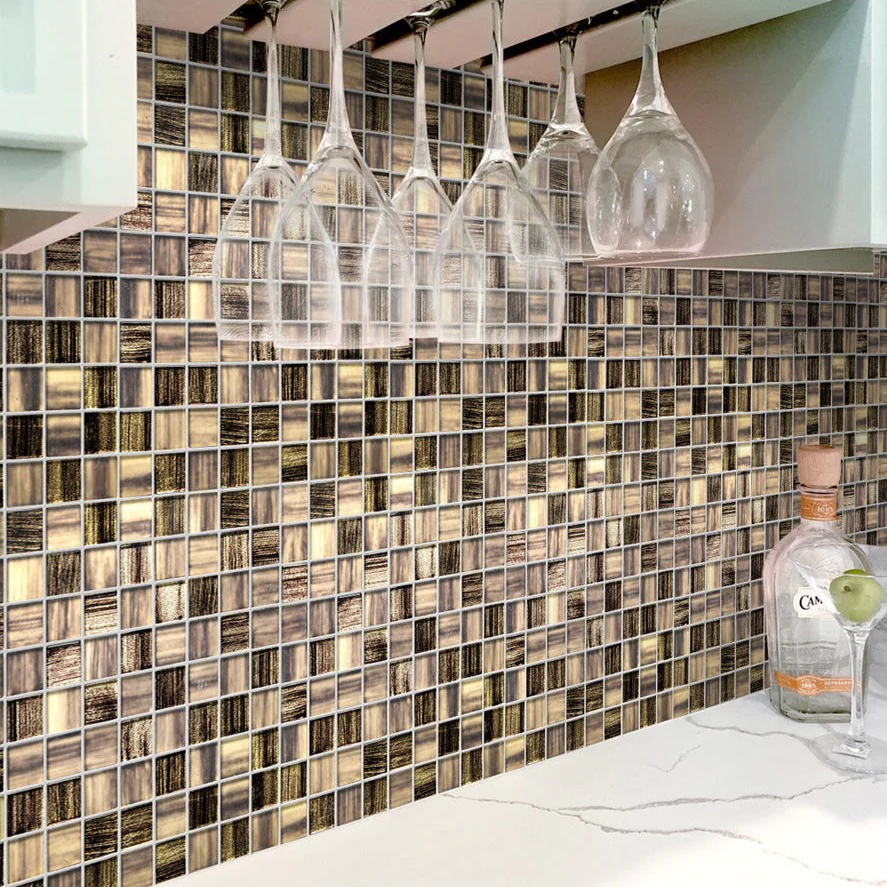  Using Dark Backsplash Tiles in a Light Kitchen