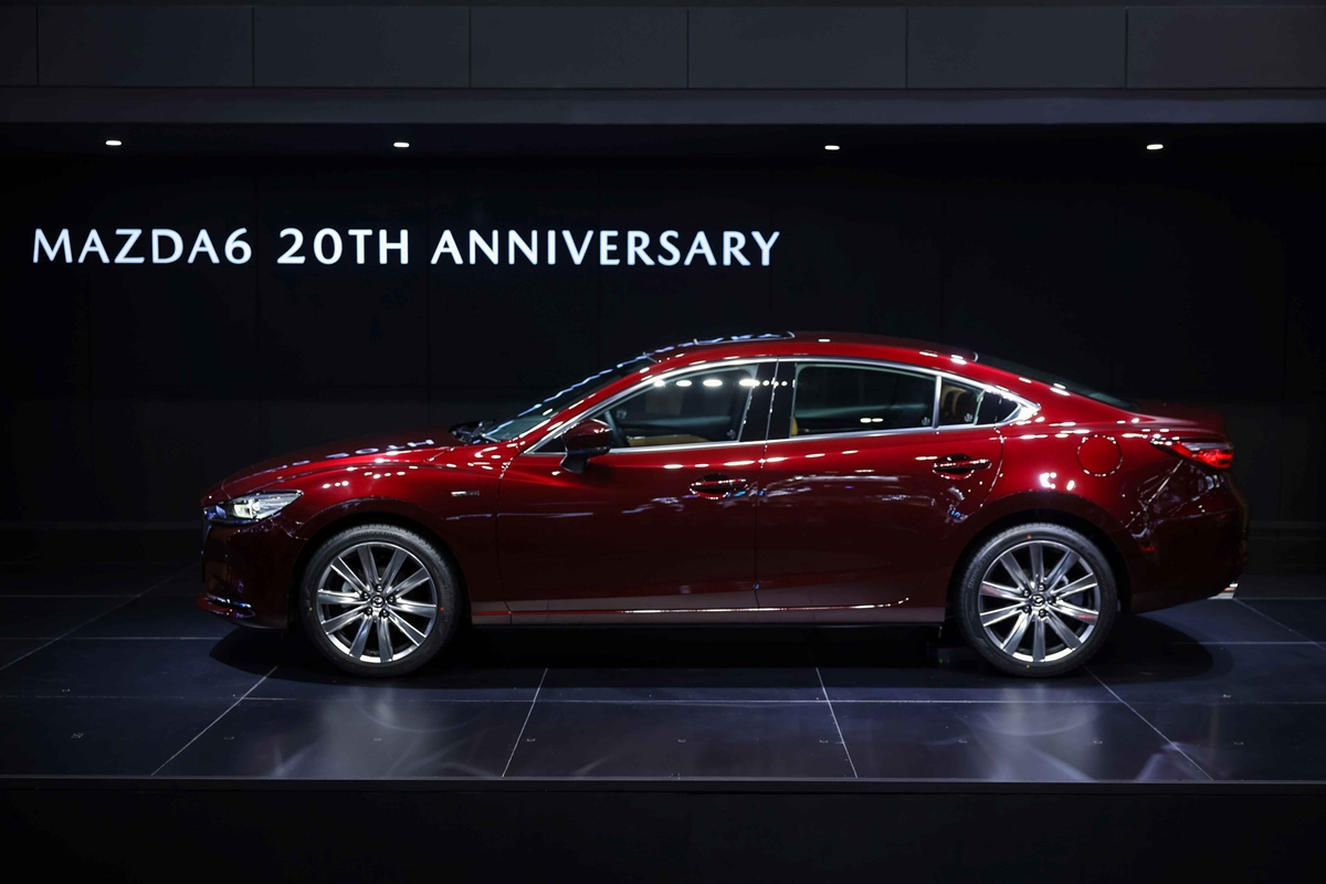 รถยนต์ Mazda 6