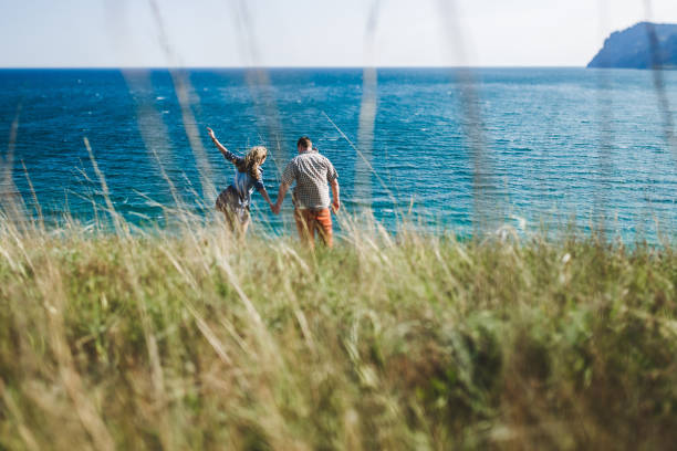 Discover hidden beaches together