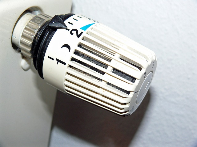 Heating thermostat