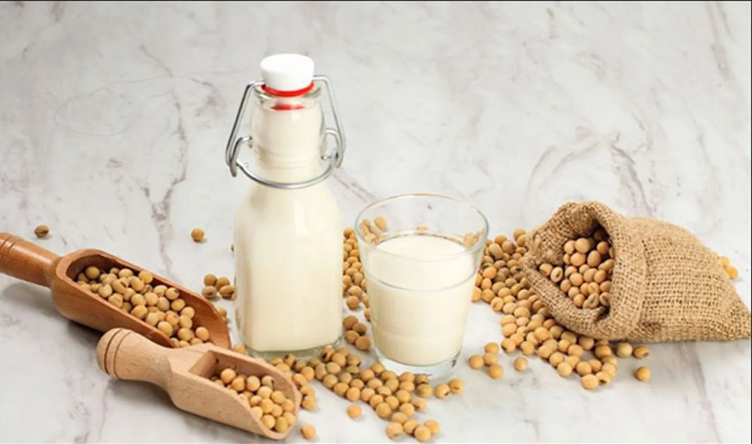 Sữa đậu nành là một nguồn cung cấp dưỡng chất thiết yếu cho cơ thể