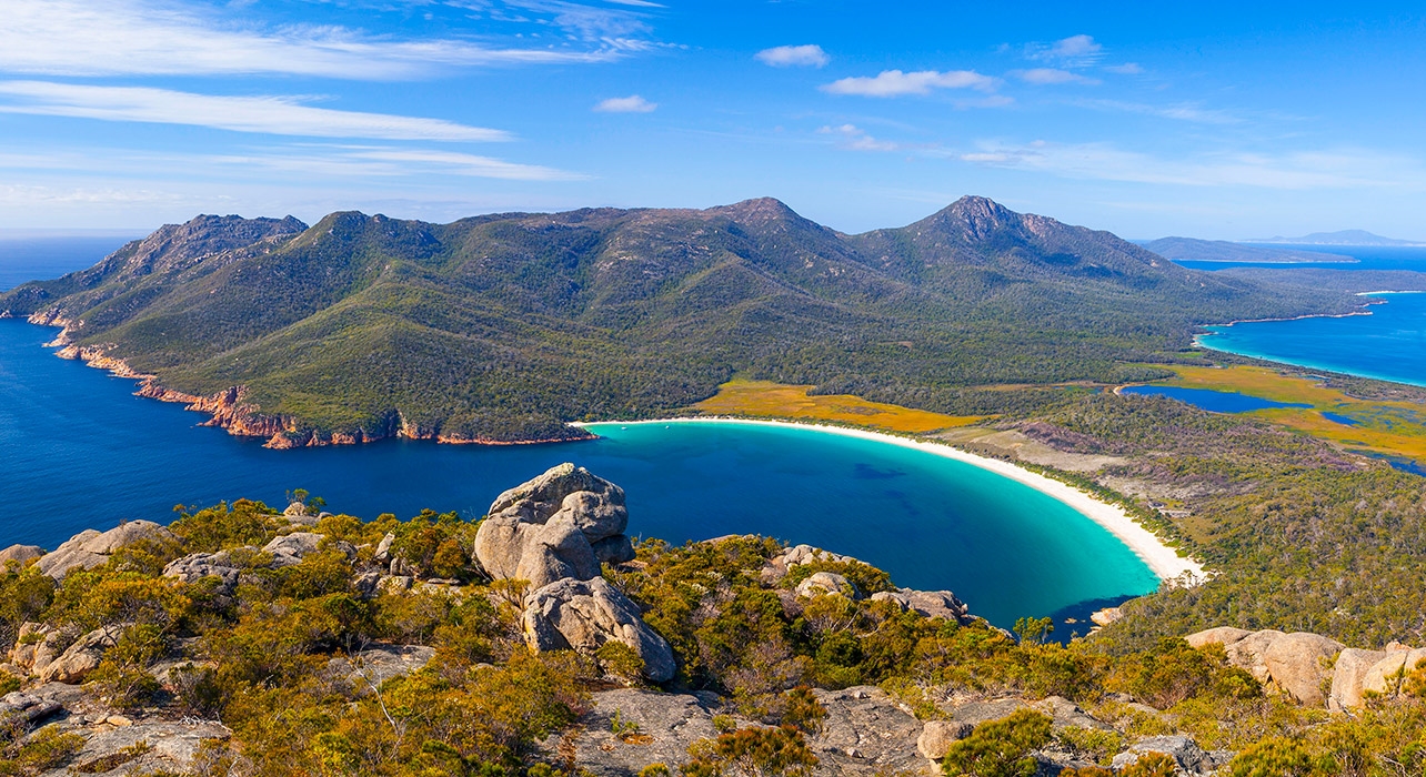 Đảo Tasmania có hình dạng trái tim nằm giữa đại dương, được gọi là trái tim đại dương