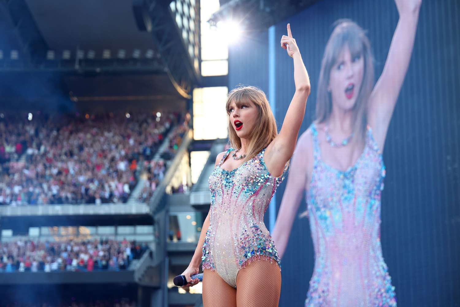 Imagem de conteúdo da notícia "Taylor Swift conquista o maior público da sua carreira" #1