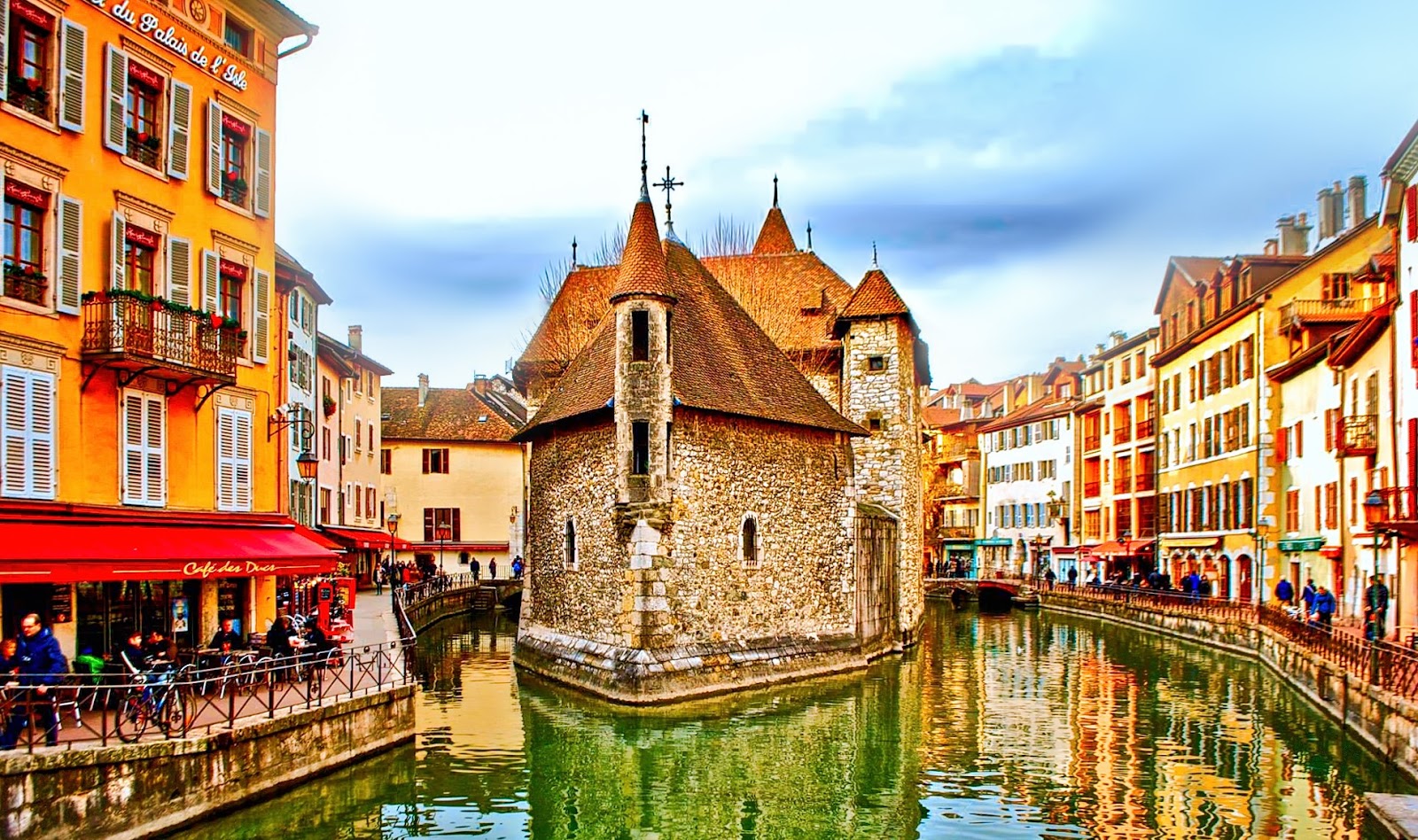 Enchanting Noëls: 10 Best Places to Spend Christmas in France ...