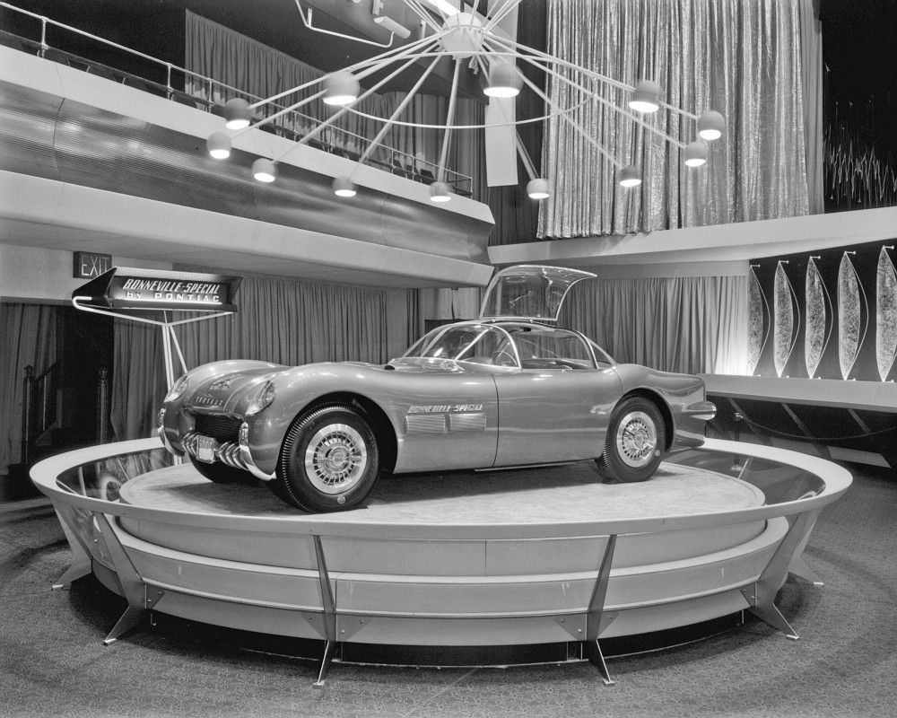 1954 Pontiac Bonneville Special Dream Car General Motors Motorman