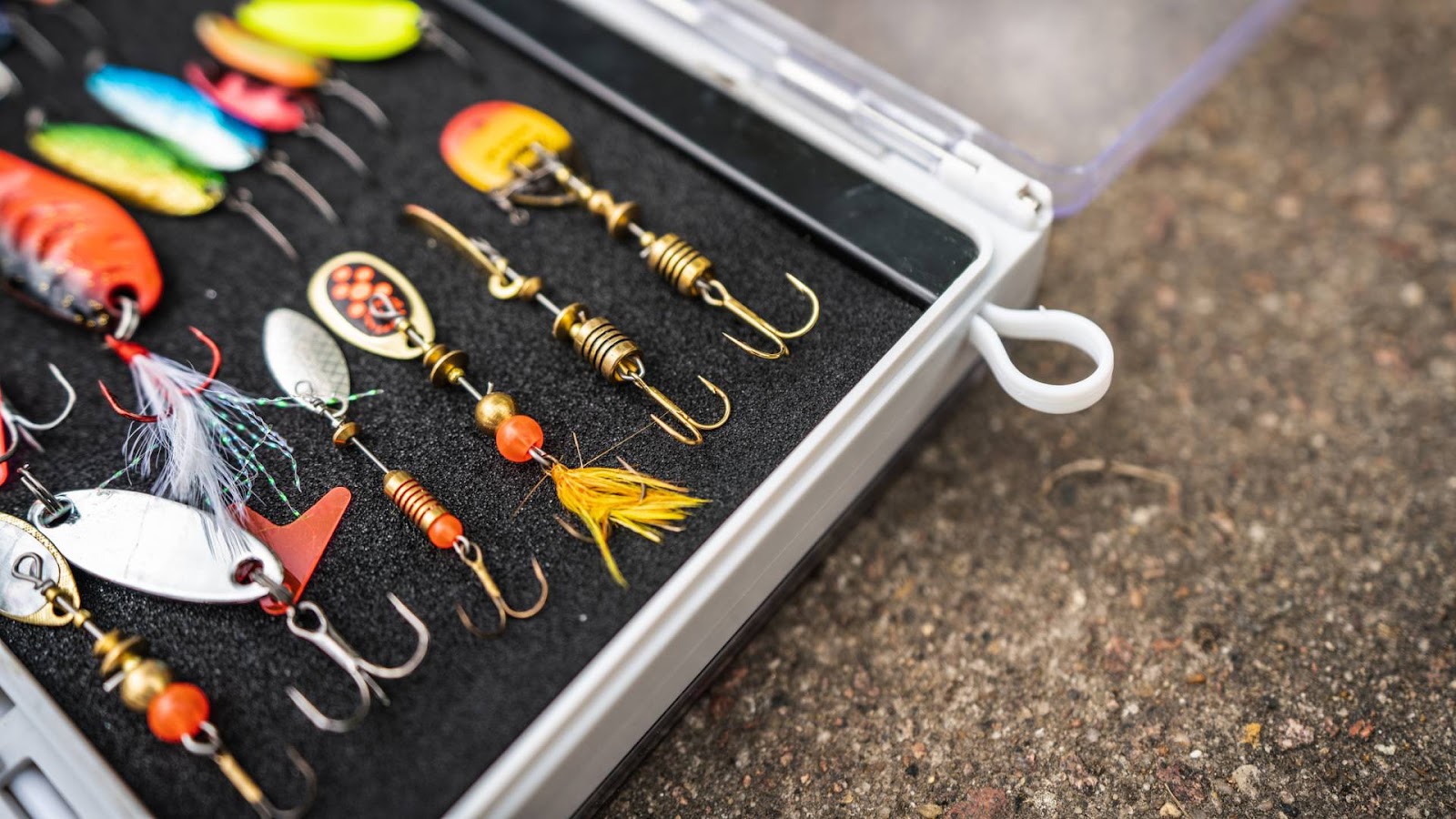 DIY lures for walleye fish