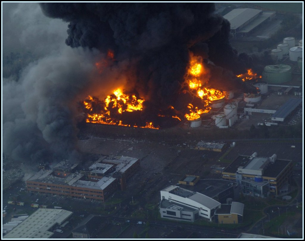 Buncefield Oil Depot Explosion (2005)