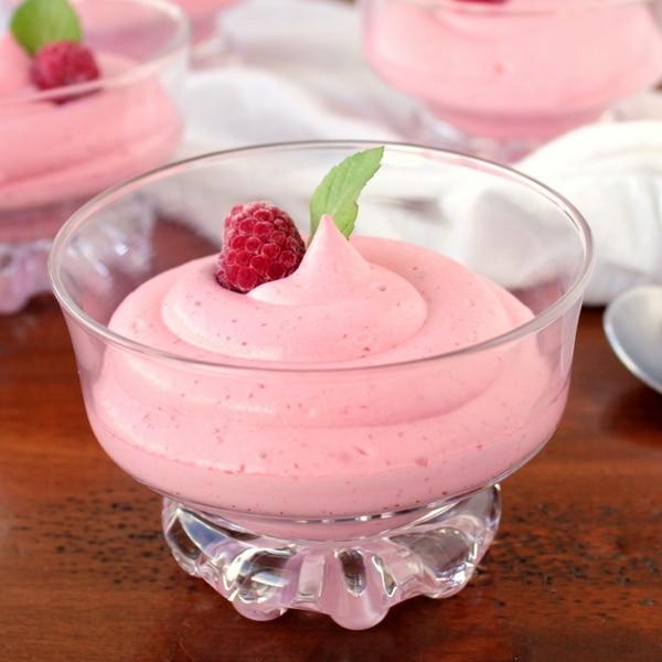 Easy Raspberry Mousse: 4 ingredients, eggless, delicious - Kitchen Cents