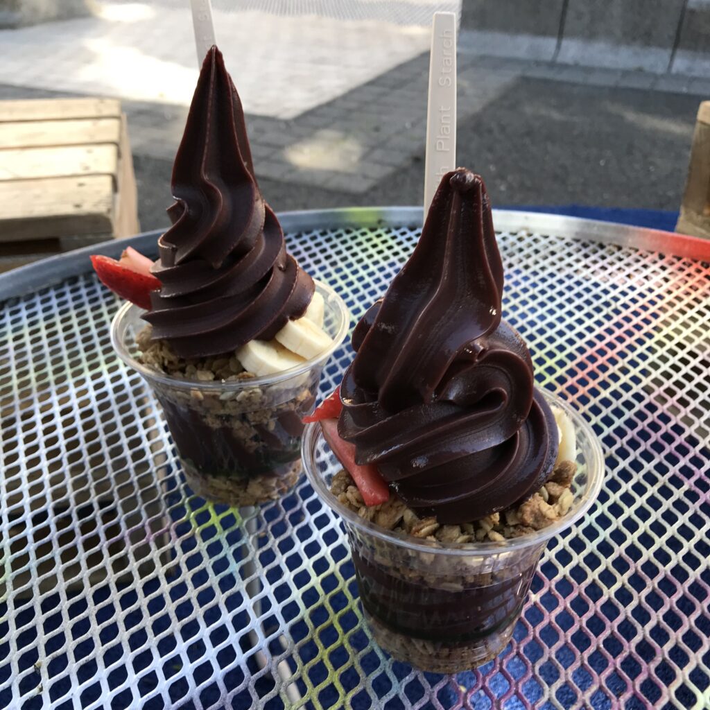 Acai cups