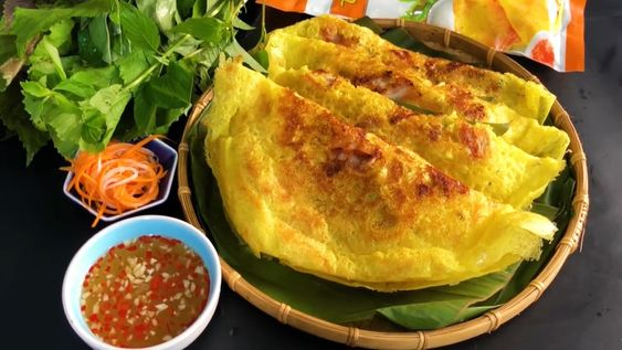 What to eat in Da Nang in November?