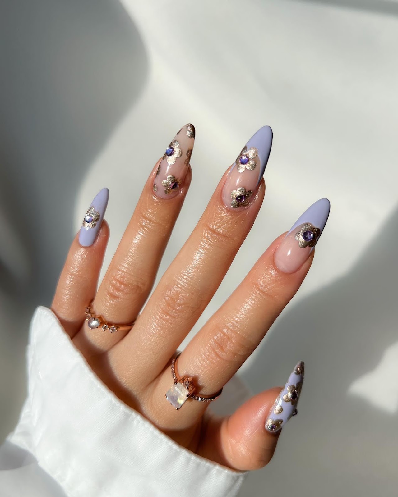 Silver Accents floral nails