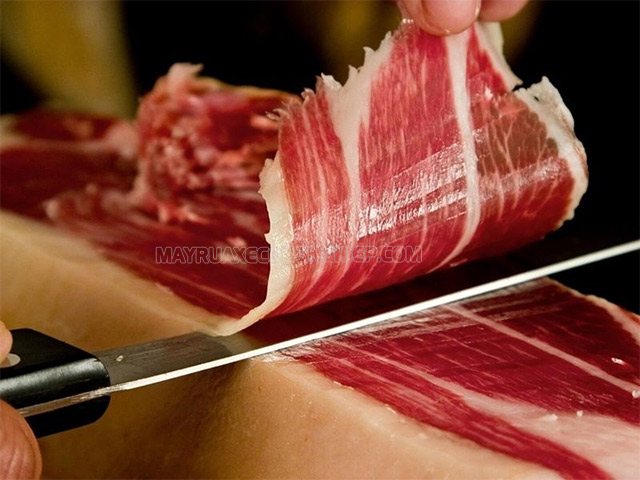 Dao chuyên dụng cắt thịt heo muối
