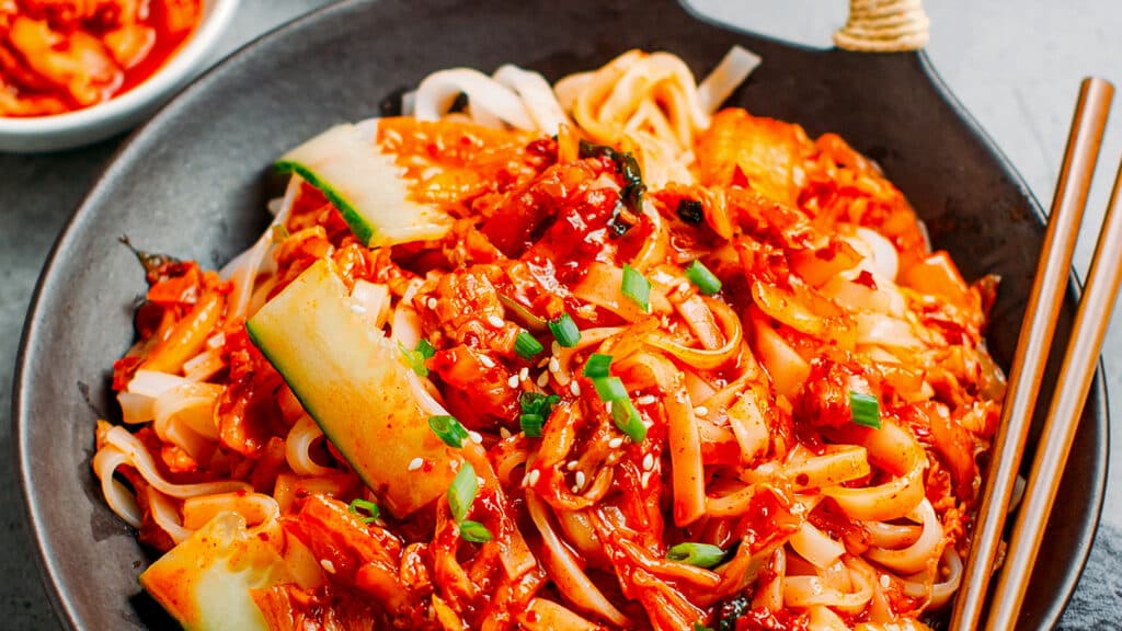 kimchi noodles