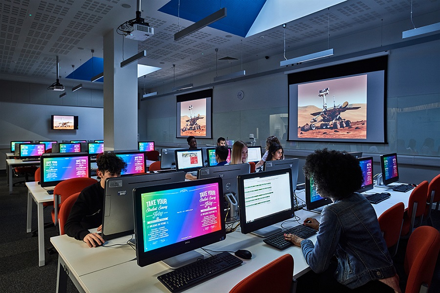 Học viện kỹ thuật quân sự đào tạo hàng đầu về công nghệ thông tin