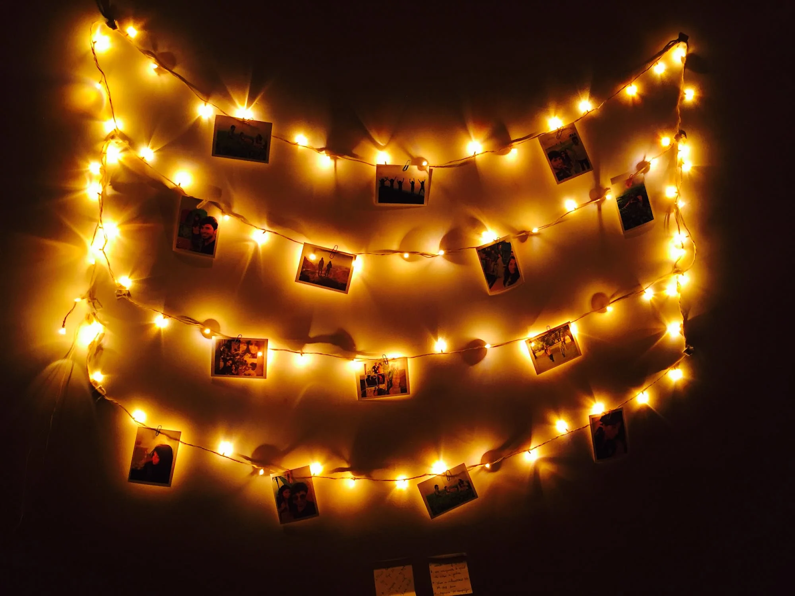 Tranquil bedroom lights with photos