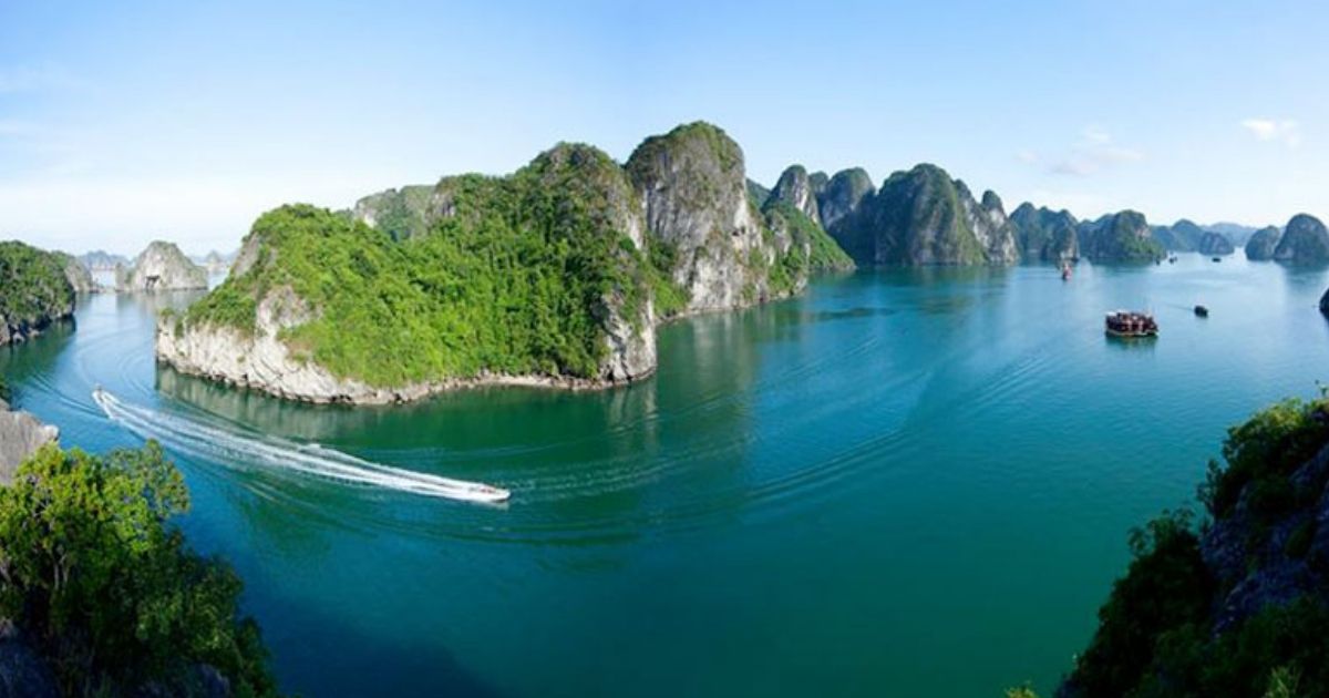 Day 4: Halong Bay, Flight to Danang, Hoi An + Incredible Vietnam