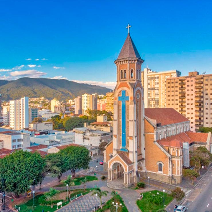 Destinos românticos para passar lua de mel em Minas Gerais