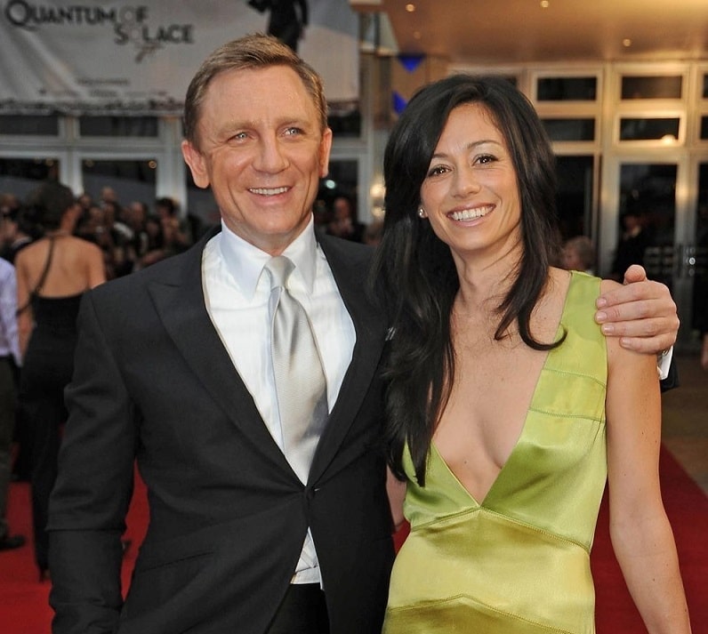 Fiona Loudon and Daniel Craig  smiling