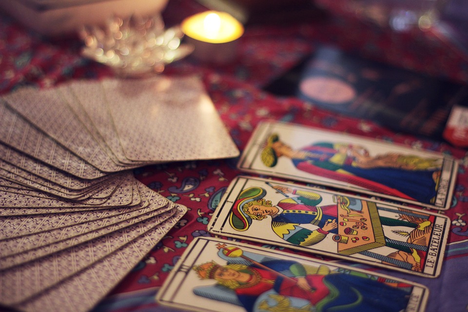Why Tarot Readings Are a Fit for Certain Lifestyles